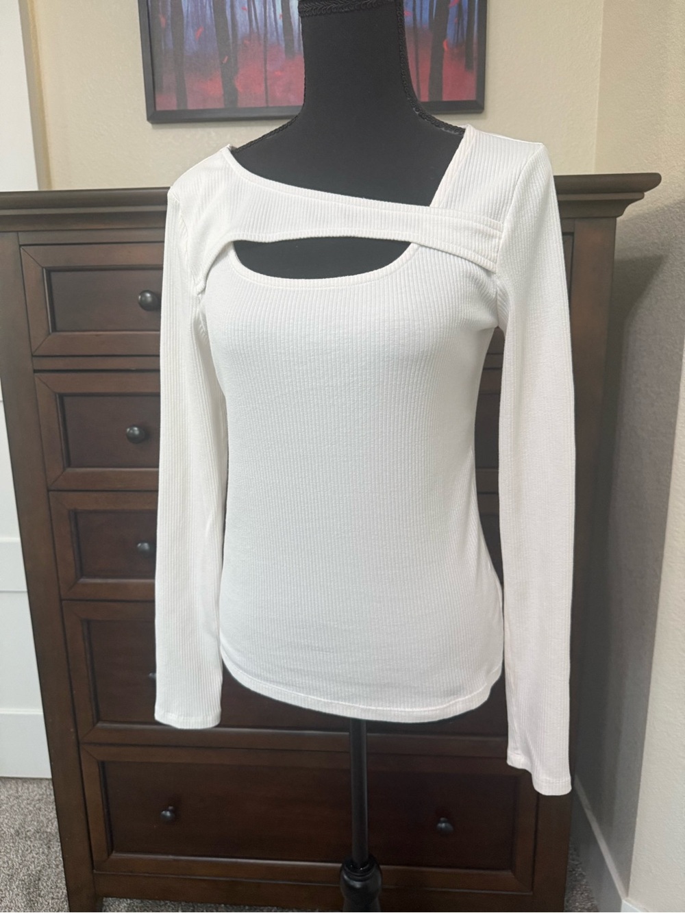 GAP Women’s Cream Long-Sleeve Cutout Ribbed Top - NWOT